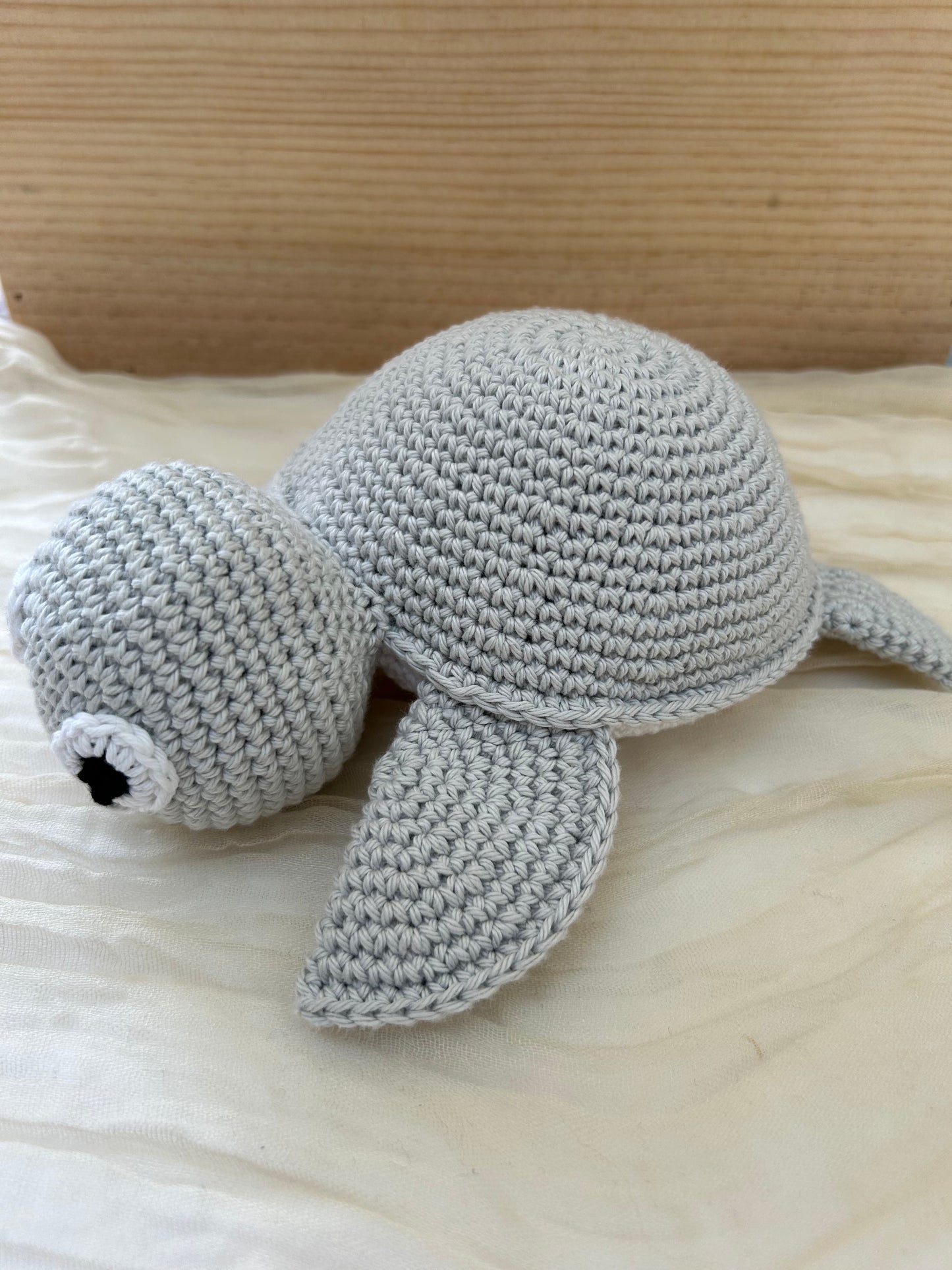 Jouet tortue - Fait à la main au crochet - Made in France