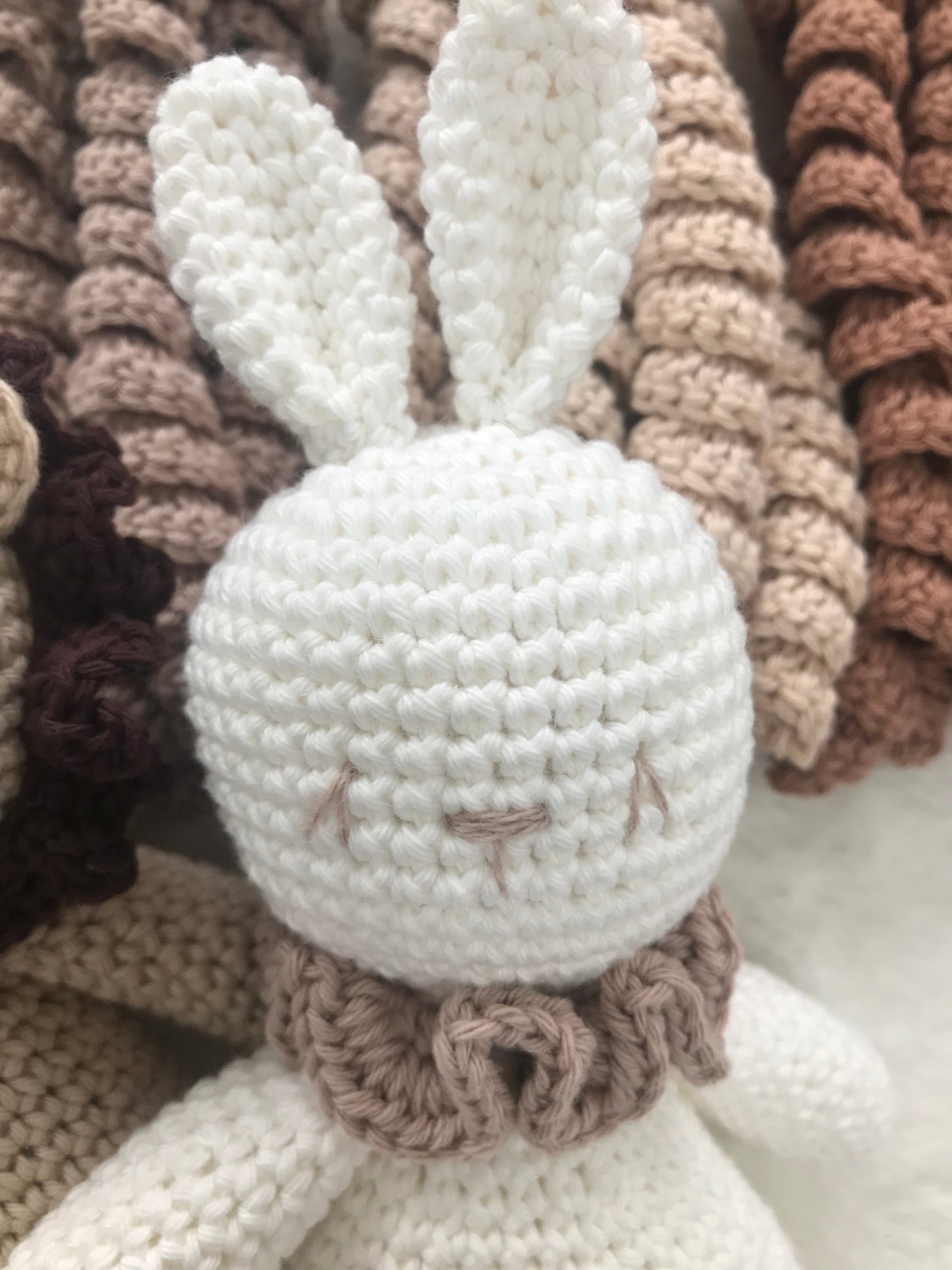 Doudou little rabbit - Fait à la main au crochet - Made in France